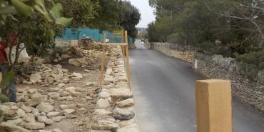 Construction d'un mur double parement - Cabrières d'Avignon