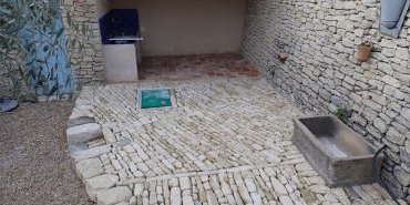 Cuisine d'extérieur - Vue de la callade