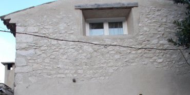 Le bas est une ancienne ouverture bouchée avec des agglos. C'est pour (…)