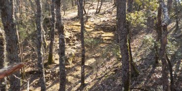 Réhabilitation d'un sentier au Colorado Provençal - Rustrel