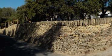Construction d'un mur double parement - Cabrières d'Avignon