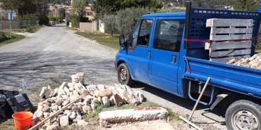 Reconstruction d'un oratoire - Saint-Saturnin