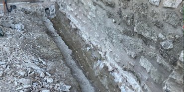 Reprise de drain et aménagement d'une cunette sous l'ouvrage
